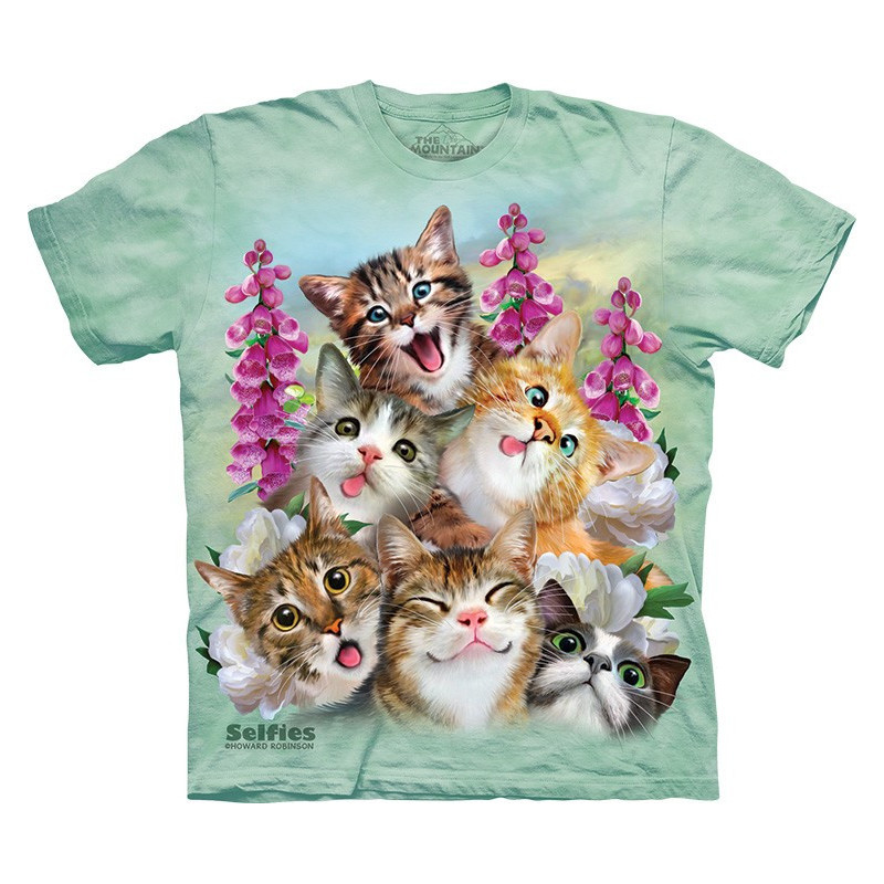 Kittens Selfie T-Shirt The Mountain